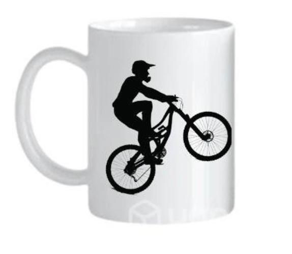 Tazon con diseño mtb wheelie