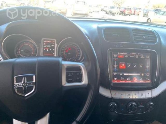 Dodge Journey 2.4 AT - Año 2019