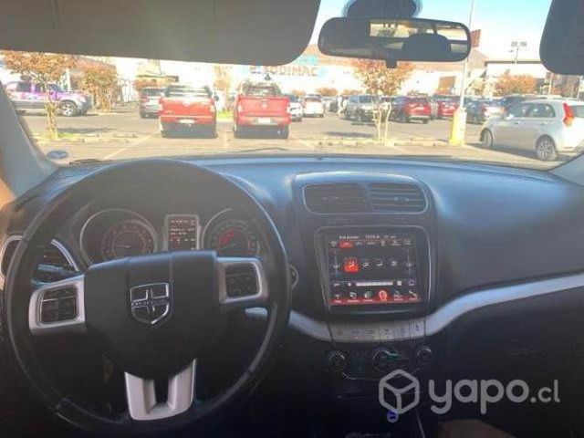 Dodge Journey 2.4 AT - Año 2019