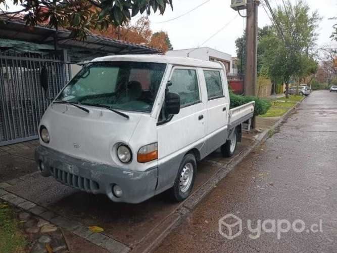 Hyundai porter 2003 + motor de repuesto o reparar