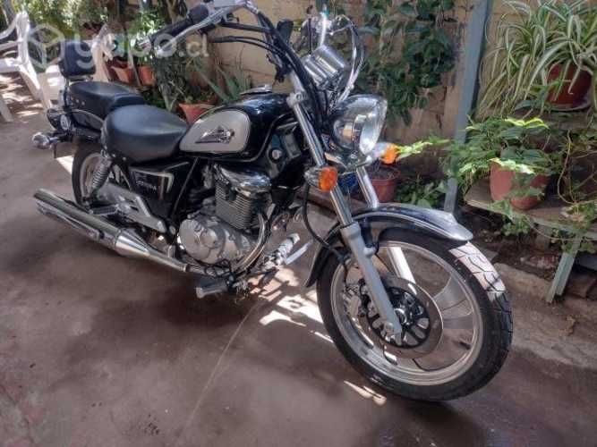 Moto suzuki gz-150 2021