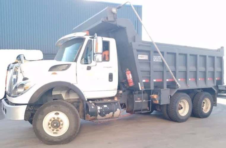 Camión Tolva International 7600 Workstar 16 m3 6x4 Año 2015
