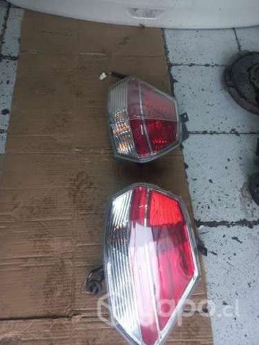 Focos traseros Nissan xtrail 2016. 2.5