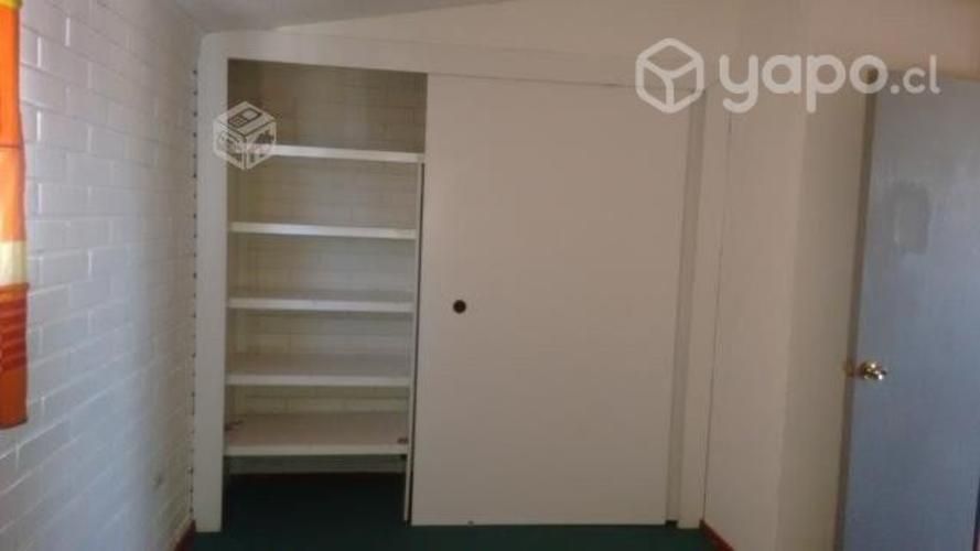 Arriendo de casa de 3 pisos