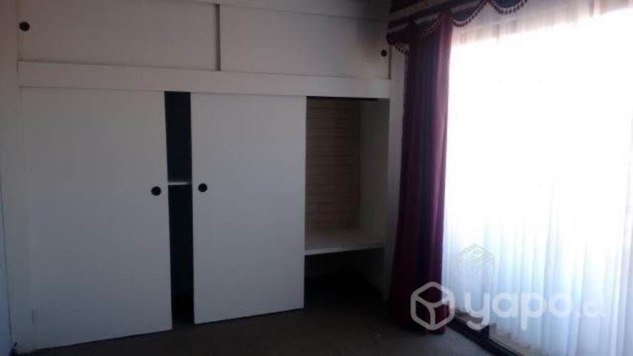 Arriendo de casa de 3 pisos