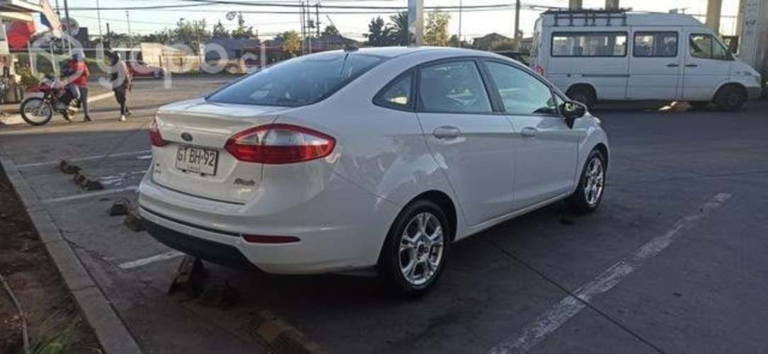 Ford fiesta SE