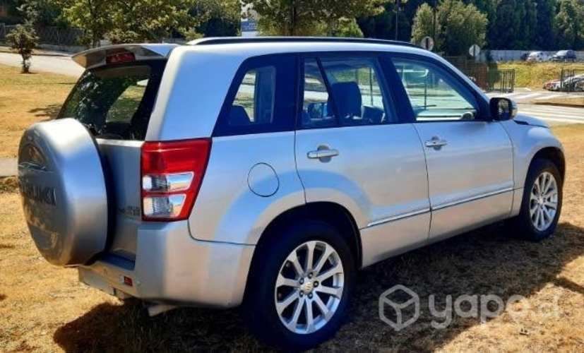 Vendo Suzuki Grand Nomade 4X4 2014 full