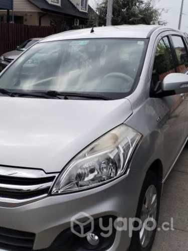 Suzuki ertiga único dueño