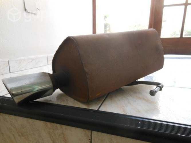 Silenciador + Cola de Escape Cromada Usado