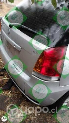 Foco trasero der fiat palio 2006