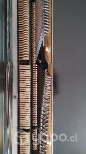 Piano Alemán Antiguo