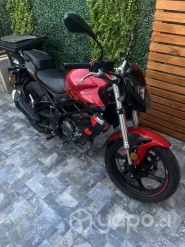 Moto Benelli TNT250n 2022