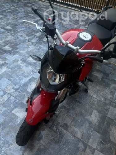 Moto Benelli TNT250n 2022