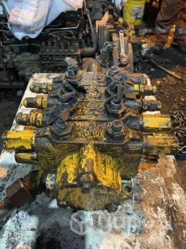 Caja dé válvula retro Jhon Deere 310