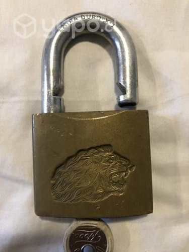 Candado marca Flood