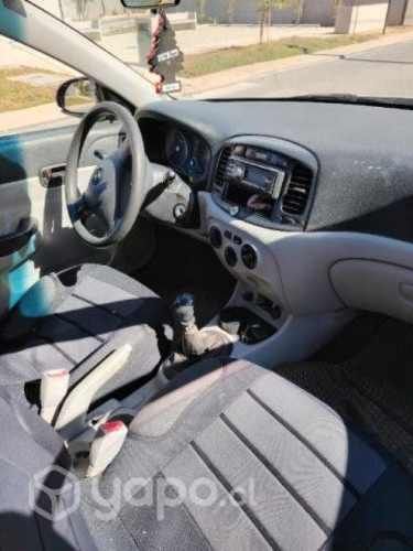 Hyundai accent 2009