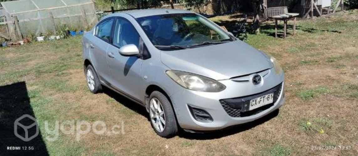 Mazda 2 1.5 año 2011