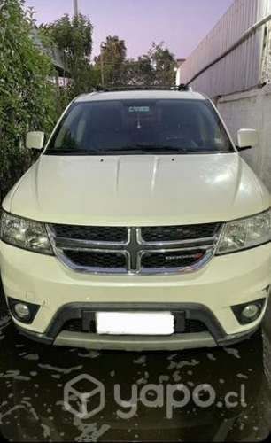 Se vende dodge journey 2013