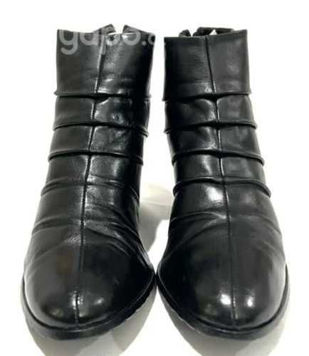 Botín Taco Chino 100% Cuero Marca Pollini N°38