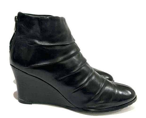 Botín Taco Chino 100% Cuero Marca Pollini N°38