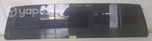 Vidrio Luneta (MZB102) BT50 2.2 Diesel 2017 mec