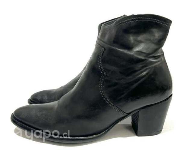 Botín Vaquero 100% Cuero Marca Pollini N*37 Negro