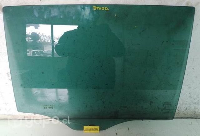 Vidrio Puerta Trasera Der Mazda BT50 3.2 2020 Aut