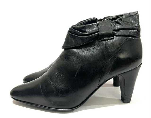 Botín 100% Cuero Marca Apology N*40 Negro