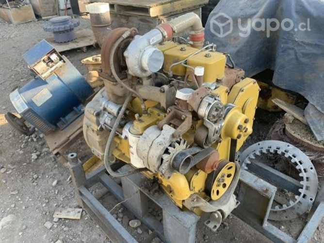 Motor diésel Cummins 4BT impecable