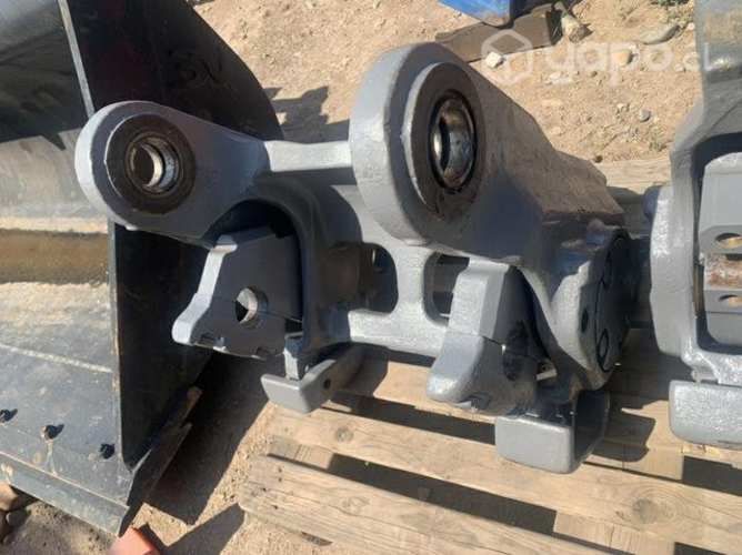 Komatsu D155AX-6 disponemos de Boguie impecable