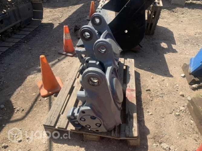 Komatsu D155AX-6 disponemos de Boguie impecable