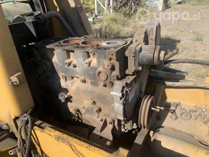 Retroexcavadora 416E, disponemos de Block motor
