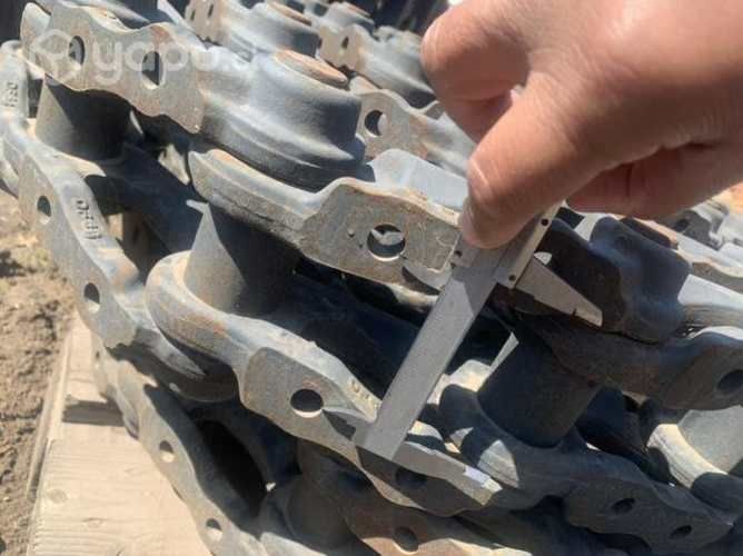 Cadenas pasó 155 excavadora mediana