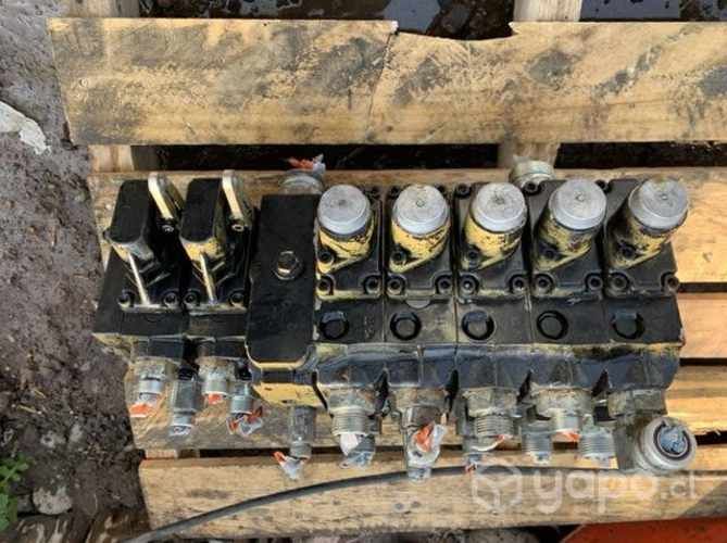 Cuerpo Valvula retro excavadora 416E impecable