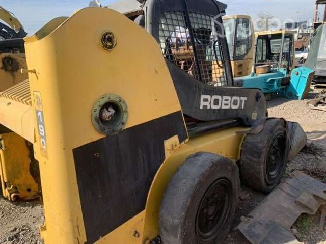 Minicargador JCB disponemos de Mazas