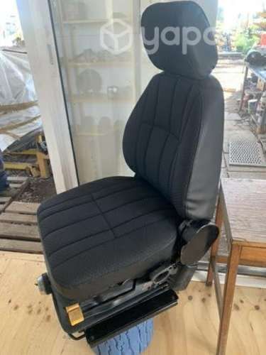 Asiento operador impecable estado