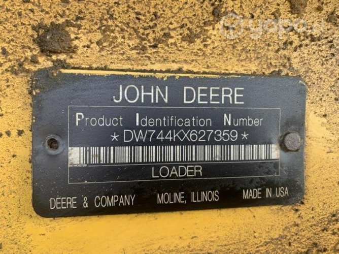 Cargador frontal 744K, balde impecable