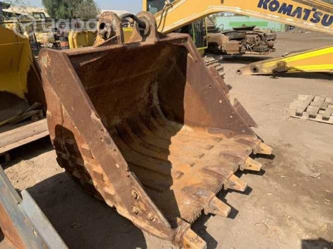 Balde excavadora PC300 impecable