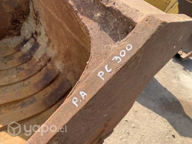 Balde excavadora PC300 impecable
