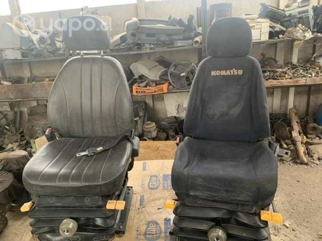 Asiento excavadora buen estado operacional