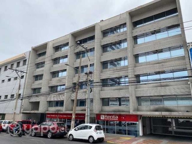 Espectacular Oficina calle Baquedano