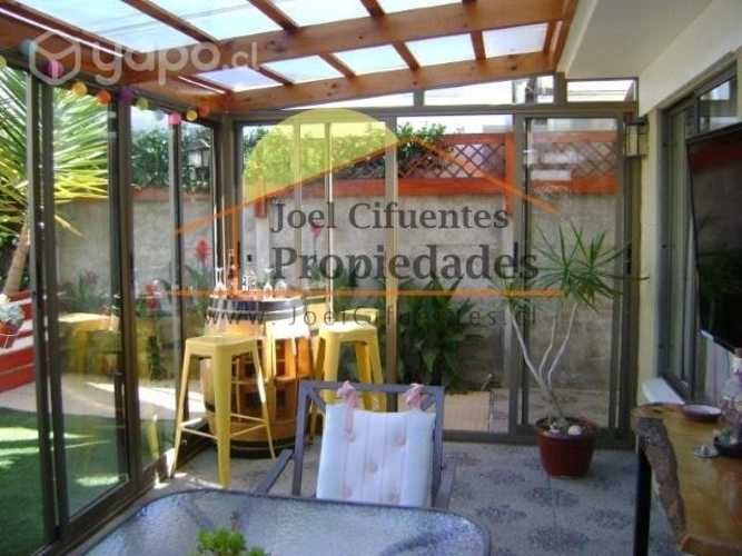 Condominio, soleada, 3 dormitorios, 3 baños C-2302