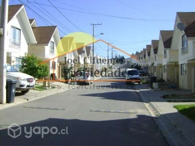 Condominio, soleada, 3 dormitorios, 3 baños C-2302