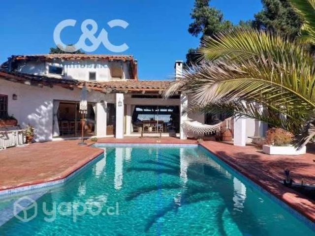 Linda Casa Con Vista Al Mar Y 2300 Mts De Terreno,