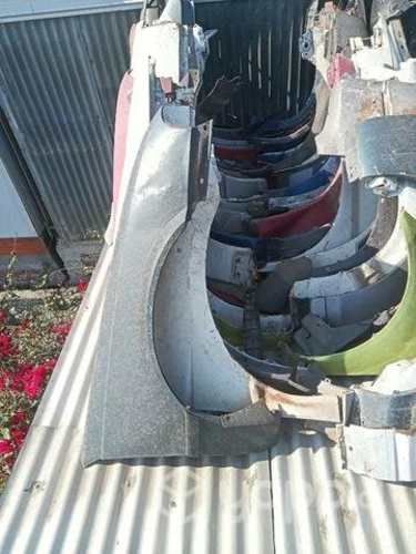 Hyundai sonata 1998 tapabarro derecho envio region