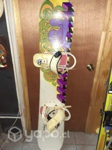 Tabla Snowboard Marca Bakoda