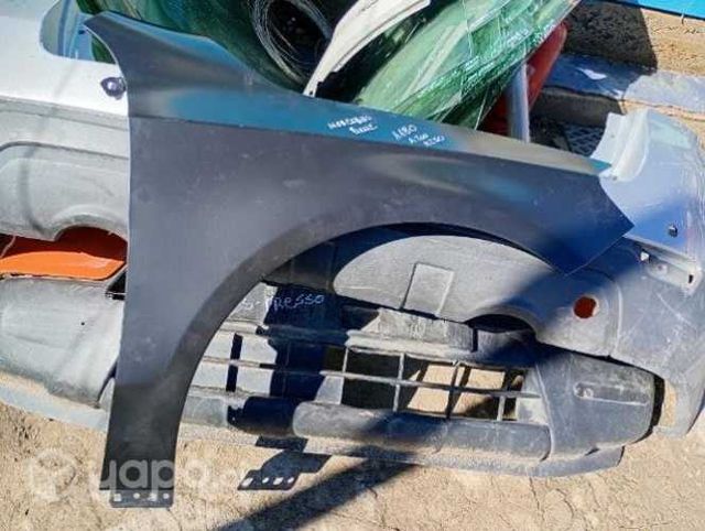 Tapabarro NUEVO Rh Mercedes Benz a180 a200 a250