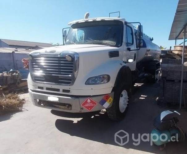 Freightliner M2 112 año 2015