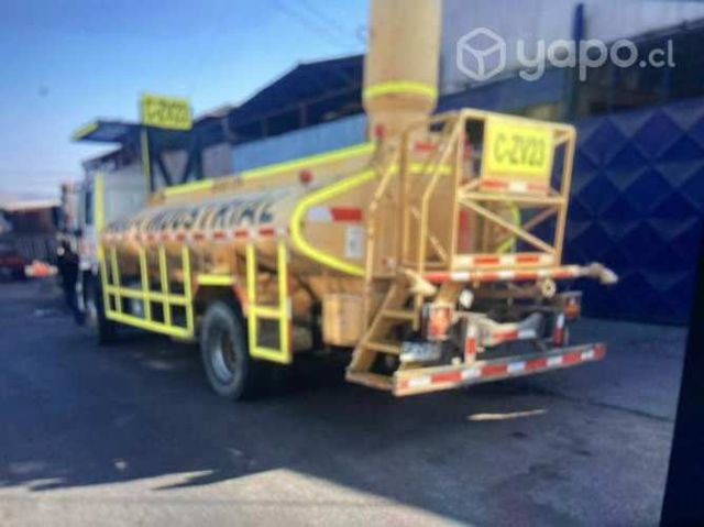 Camion Ford cargo aljibe