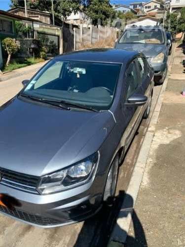Se vende Taxi ejecutivo. Excelente estado.